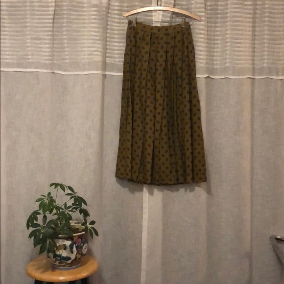 Liz Claiborne Dresses & Skirts - Liz Claiborne - Vintage pleated skirt